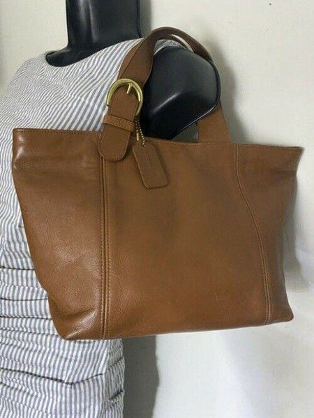 coach shoulder bag vintage handbag great find brown leather tote