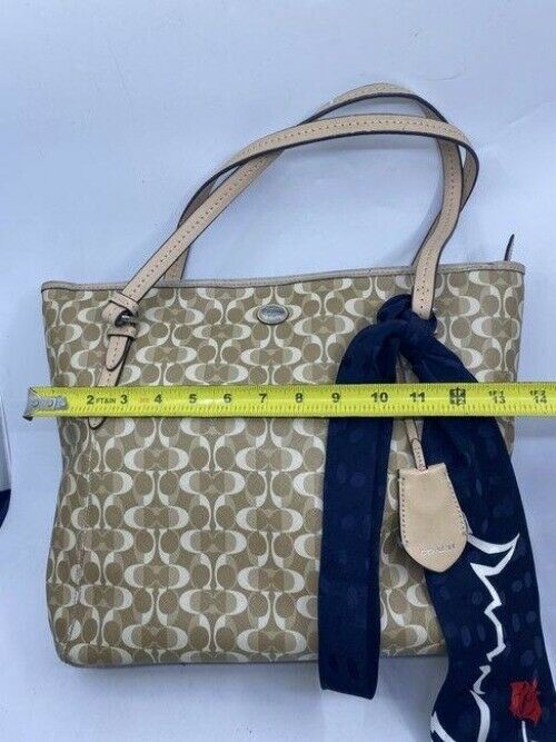 coach w w detachable specialty tie accent tan white shoulder bag