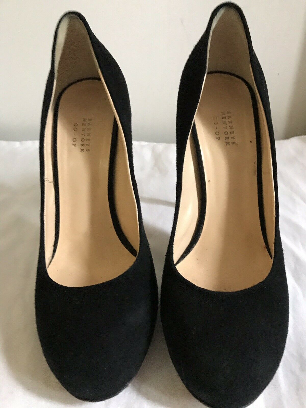 BARNEY’S New york Black Suede high Heels Sz 9