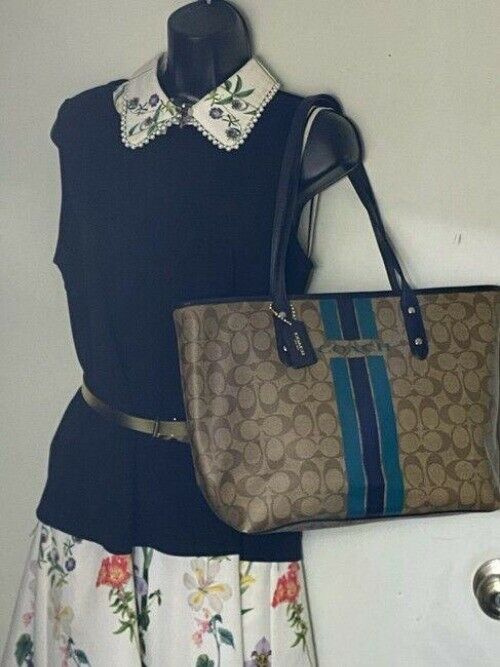 coach shopping beige navy coated canvas tote