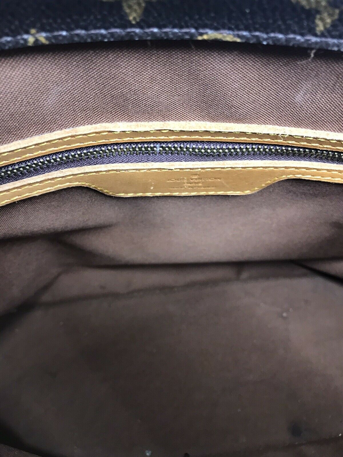 LOUIS VUITTON Cabas Mezzo Tote Bag