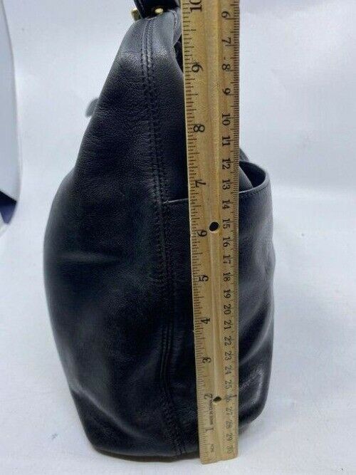 coach vintage black leather shoulder bag