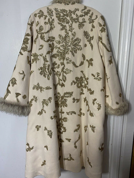 OSCAR DE LA RENTA Embellished Cream Long coat W Fur Trim Small