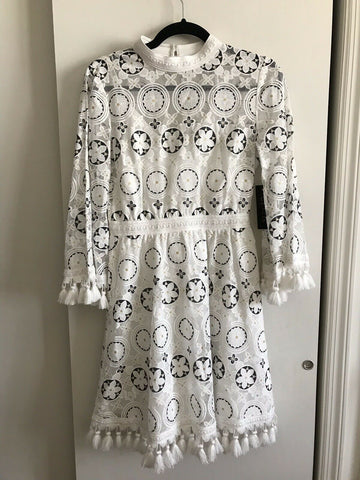 NWT! Gracia Lace Romber W/ Fringe