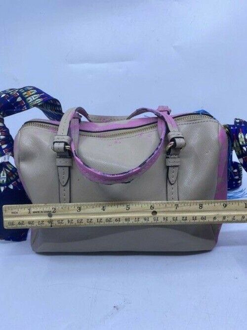 Coach w hand shoulder customized by me w applique street pink tan shoulder bag