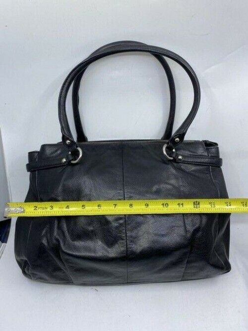 coach large black leather shoulder bag