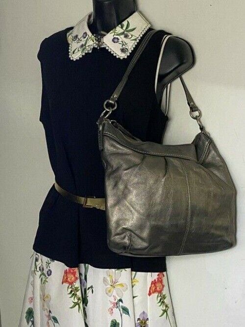 coach large silver gray leather shoulder bag