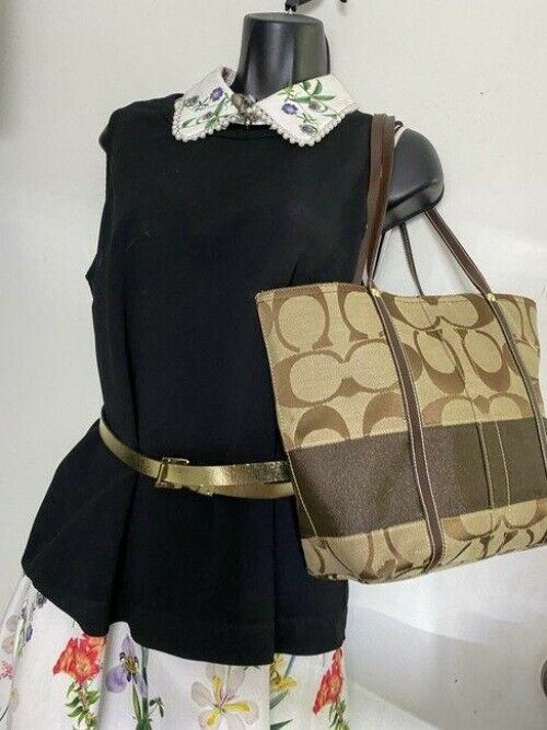coach beige brown fabric shoulder bag