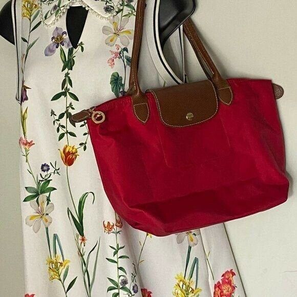 Lonchamp Lightweight Large Red Shoulder Bag