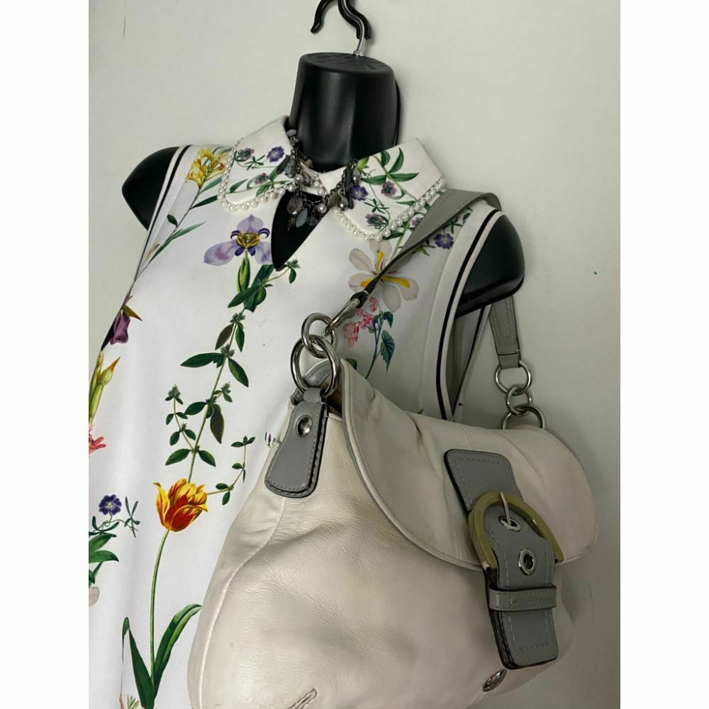 COACH Medium/ Large Leather White Shoulder Bag