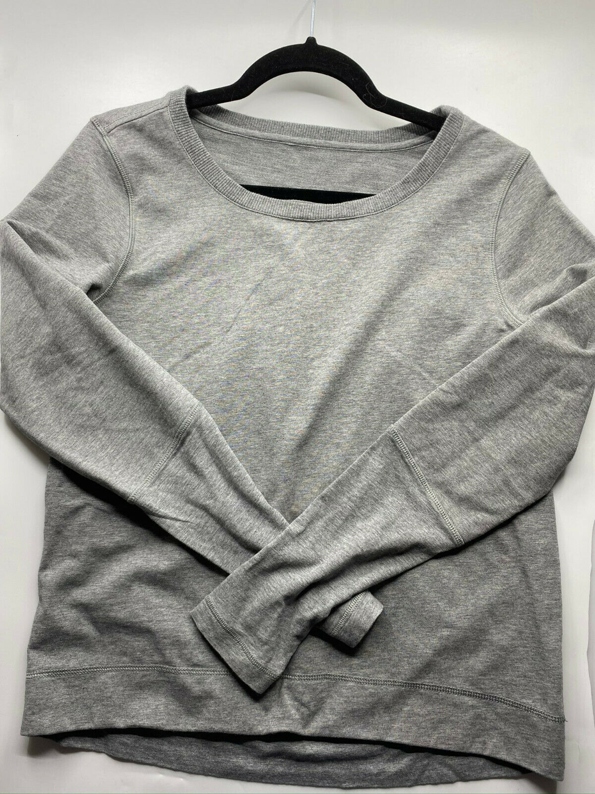 LULULEMON Womens Gray Long Sleeves Stylish Sweaters Size: 4