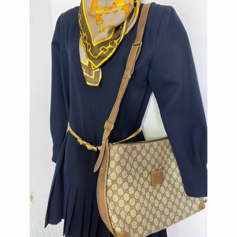 GUCCI Vintage Monogram Crossbody/ Shoulder Bag