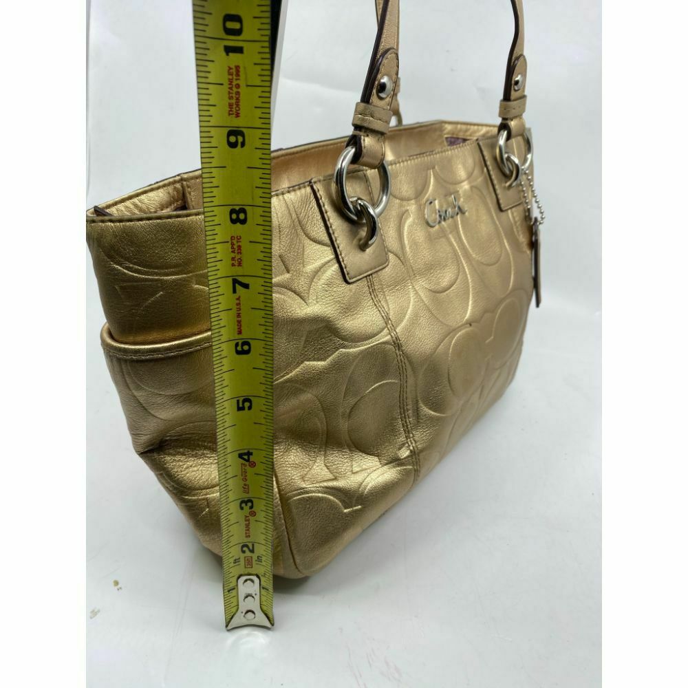 COACH Medium/ Large Leather Gold Shoulder Bag