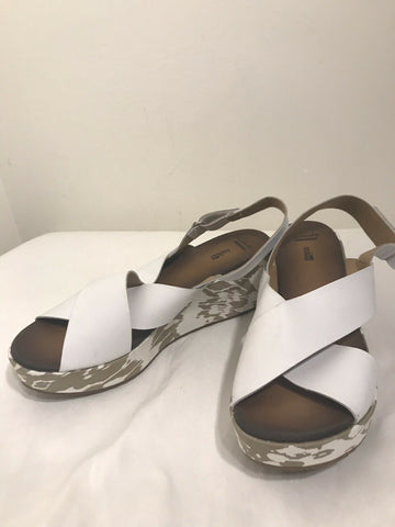 CLARKS Soft Cushion Wedges-size US 9.5