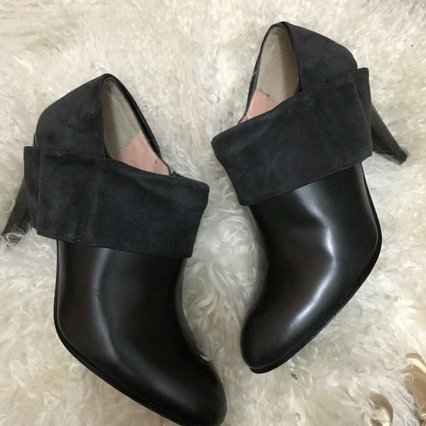 NANETTE LEPORE Black leather Booties Size 6