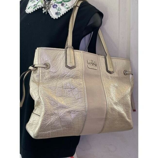 COACH XL Cream Silver Leather Shopping Tote Bag