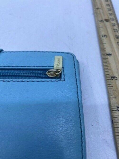 Fossil Blue Leather Large Card Id With Expandable Snap Wallet