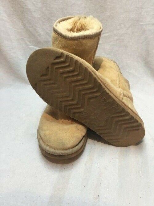 ugg australia tan mini bootsbooties size us