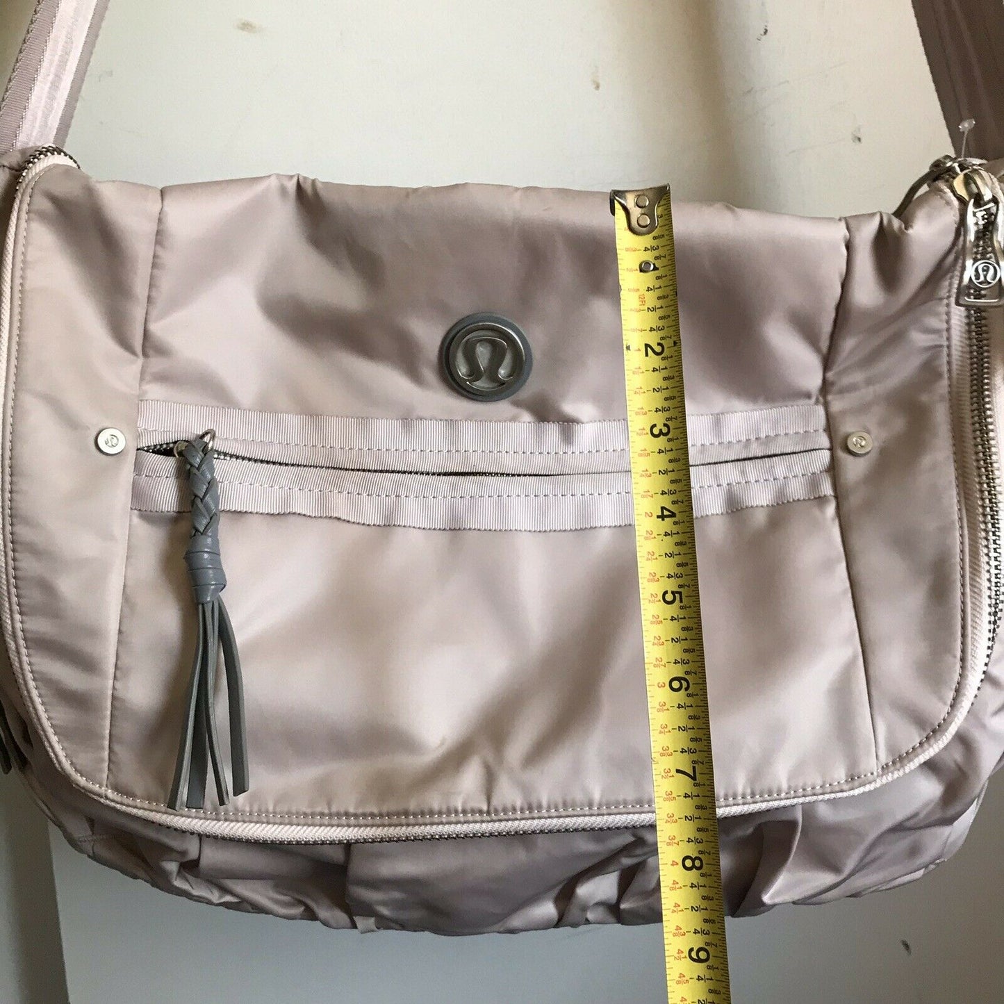 LULULEMON Pink Large Nylon Messenger Style Crossbody