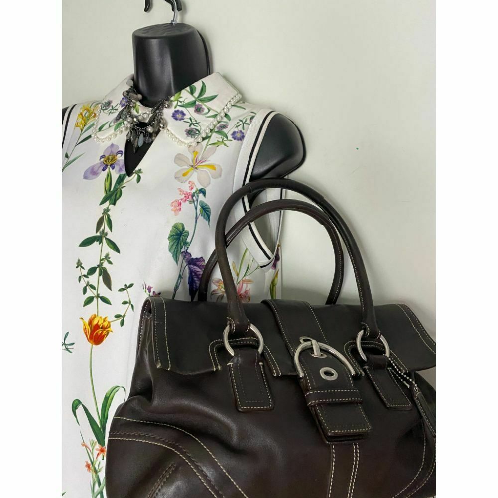 COACH Medium/ Large Leather Brown Shoulder Bag