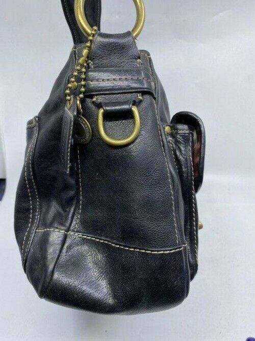 coach large black leather shoulder bag