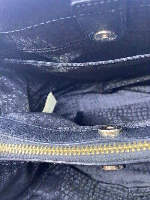 Kate Spade Multi Compartment Zip Middle Zip Black Leather Cross Body Bag