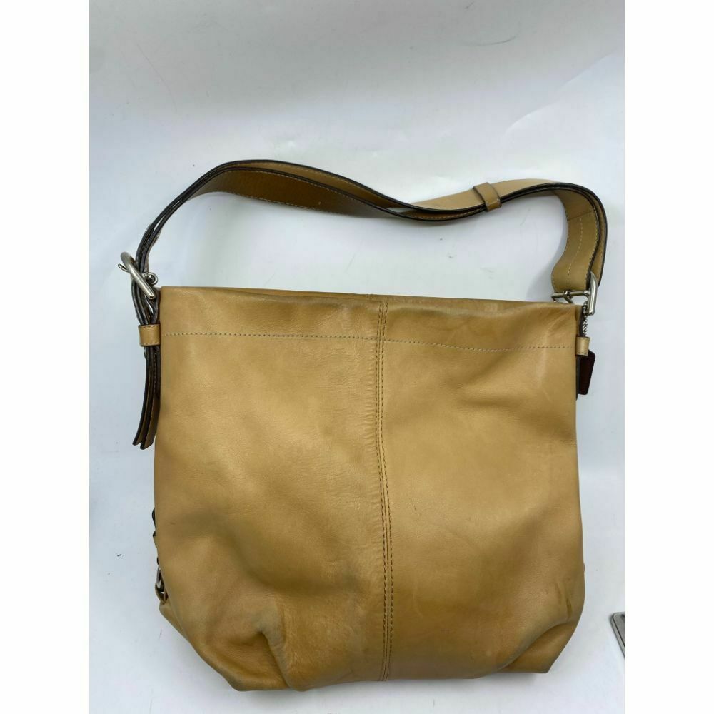COACH Medium/ Large Leather Tan Shoulder Bag