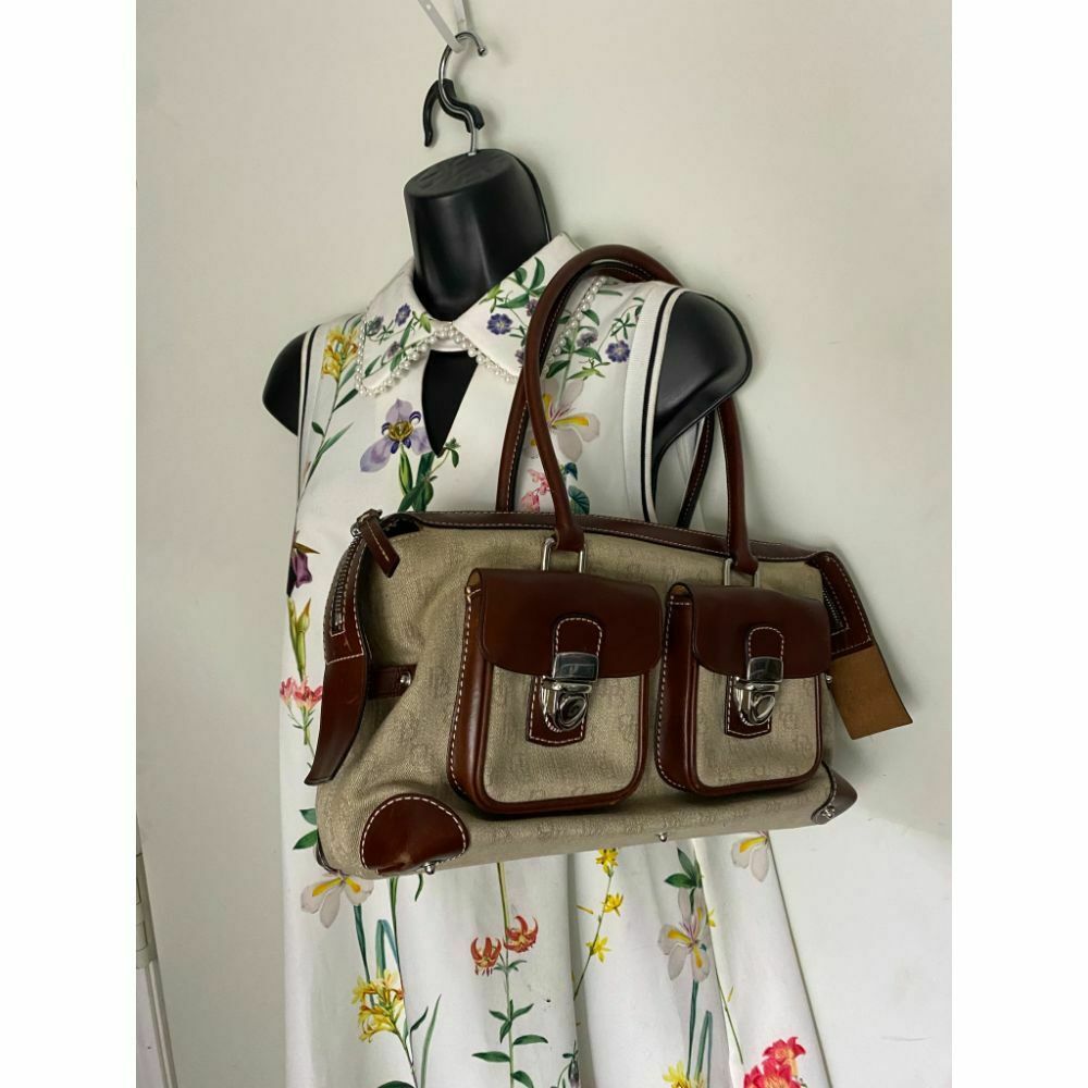 DOONEY & BOURKE Tan Brown Medium Size Doctor Bag