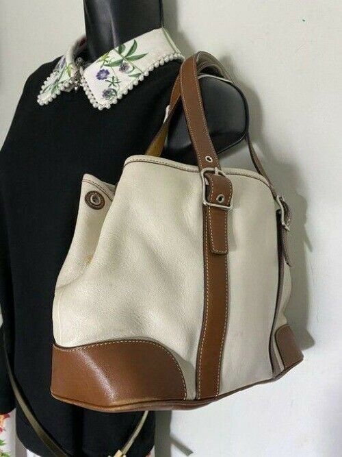 coach white brown leather shoulder bag