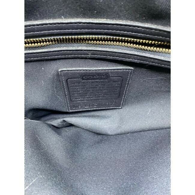 coach vintage black leather shoulder bag