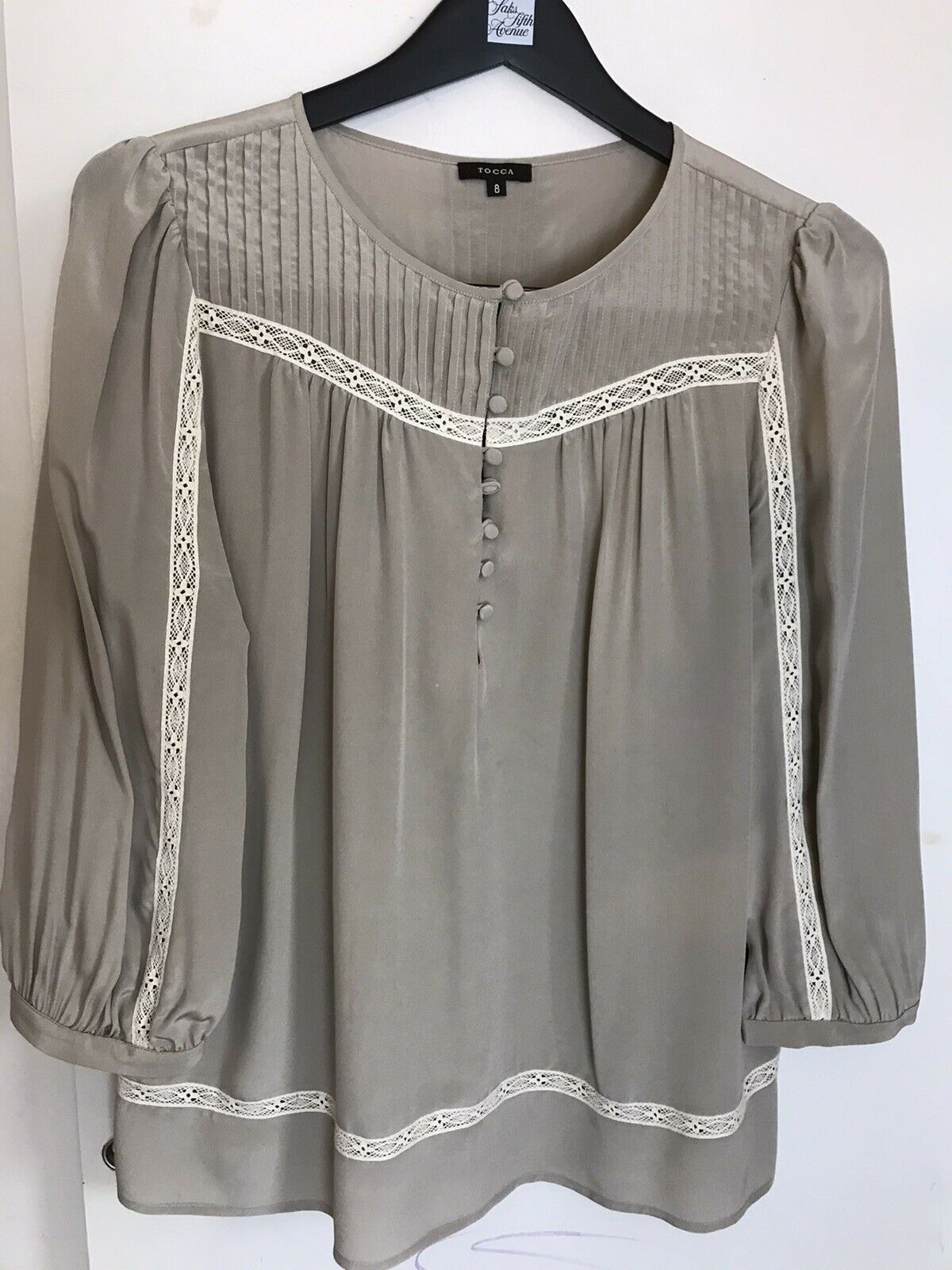 TOCCA Beige Silk Top sz 8