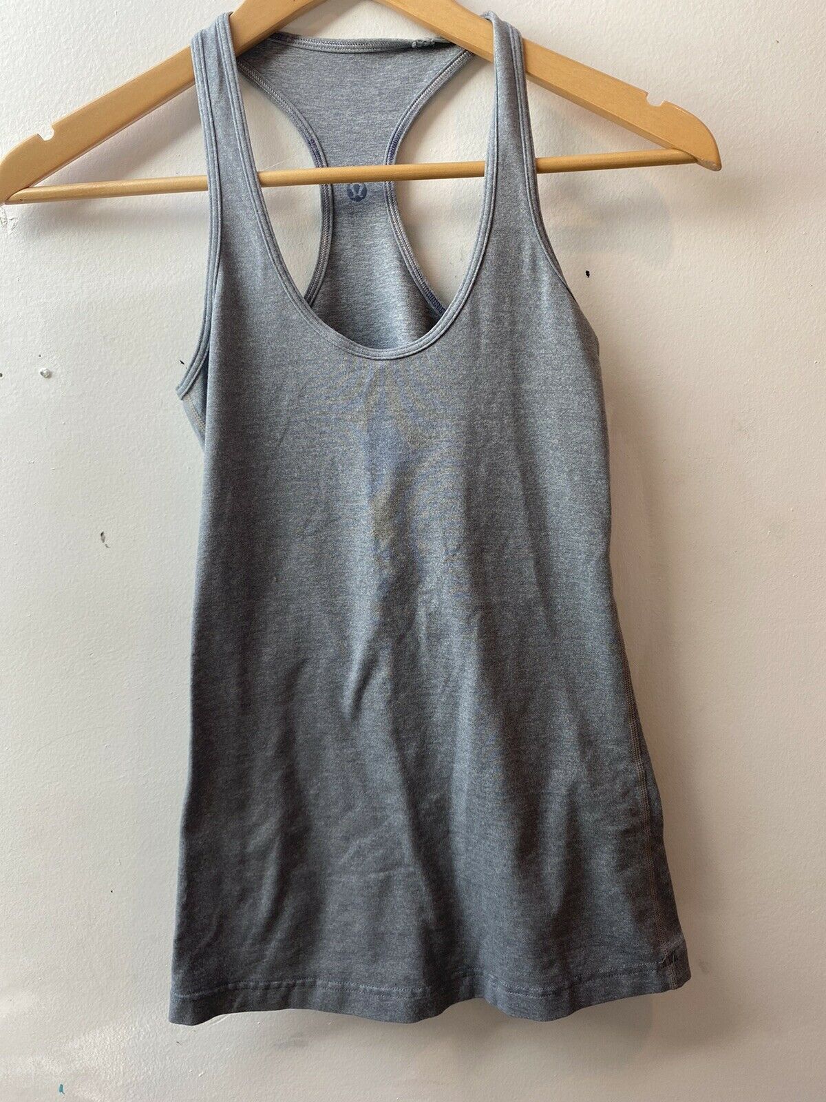 lululemon tank top size 4