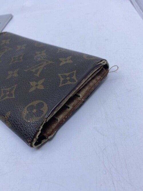 Louis Vuitton Brown Sarah De Large Canvas Travel M10988 Wallet