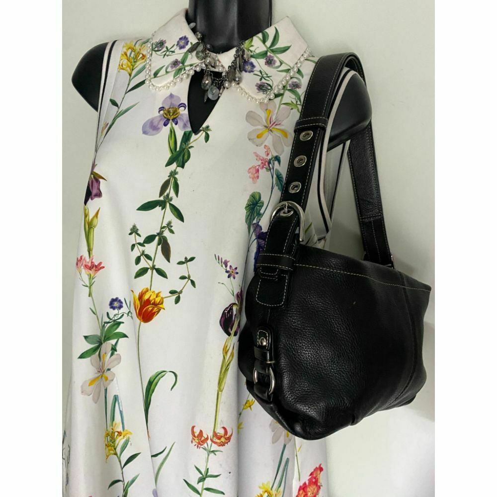 COACH Medium/ Large Leather Black Shoulder Bag