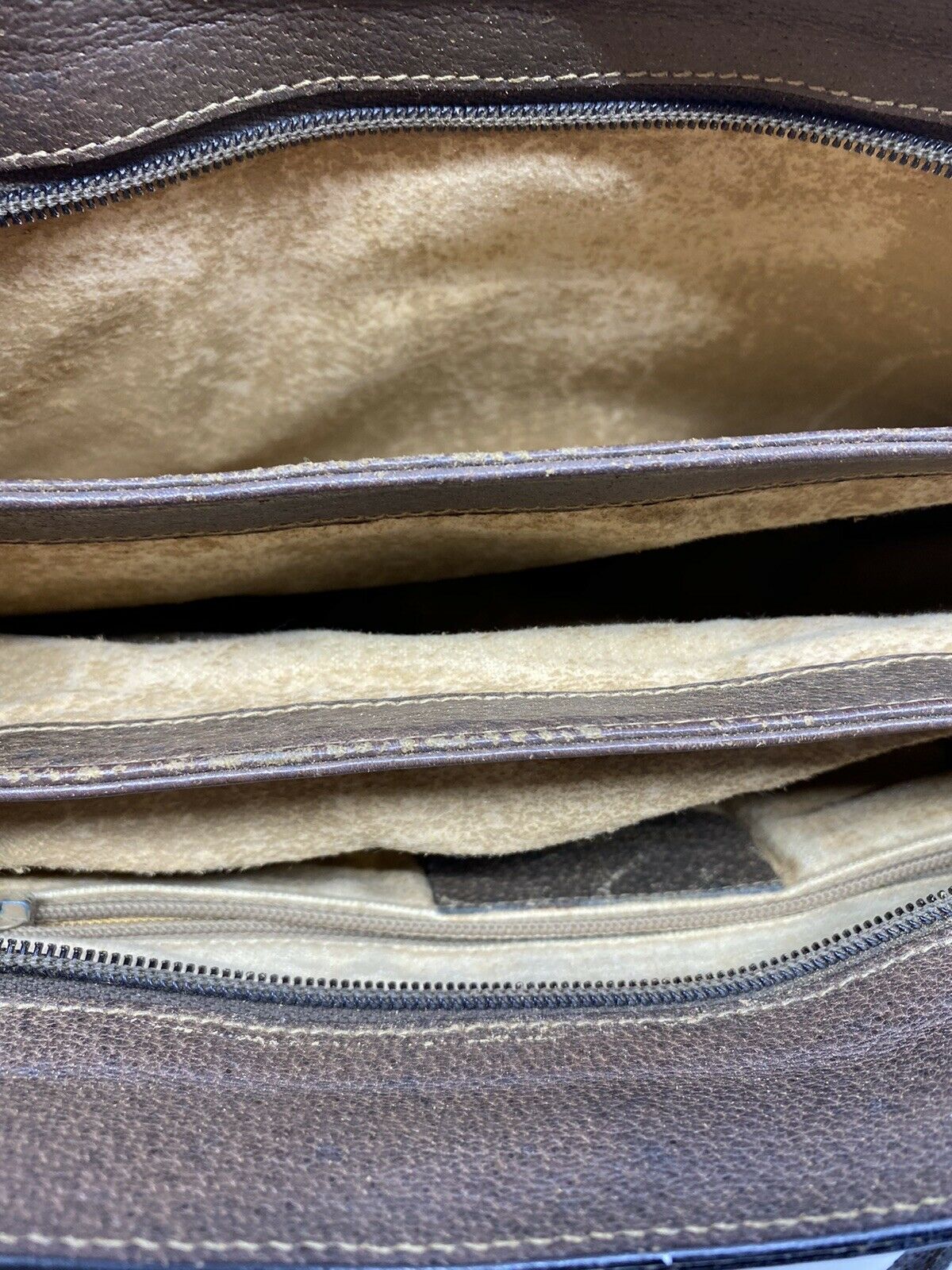 GUCCI Vintage  Brown Canvas/  Leather Shoulder Bag W Adjustable Strap