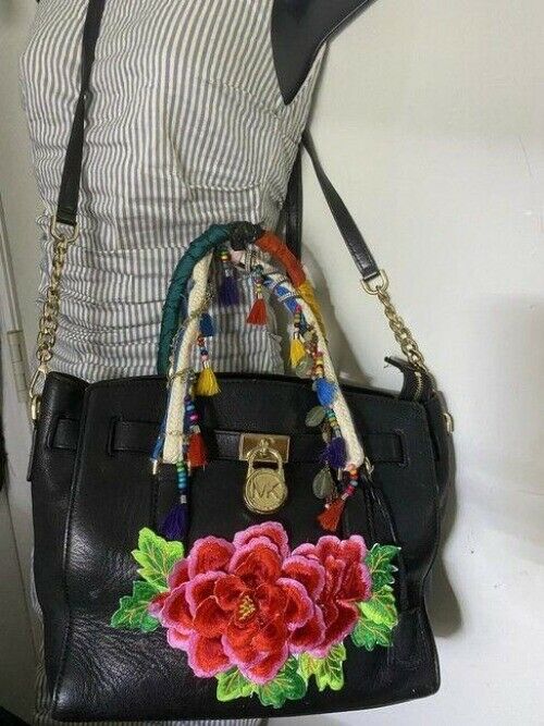 Michael Kors shoulder bag w handshoulder customized by me w applique black red g