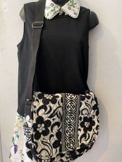 vera bradley xl black white fabric cross body bag
