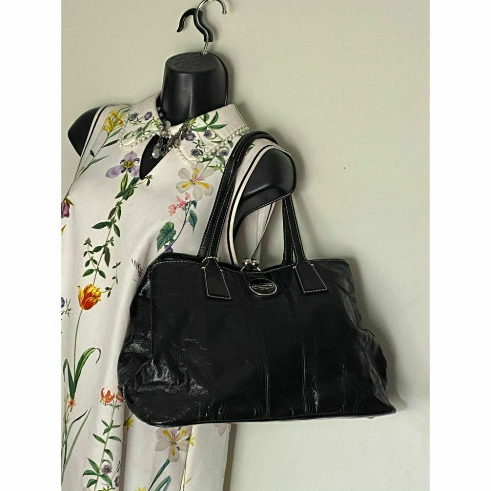 COACH Large Patent Leather Black Shoulder Bag