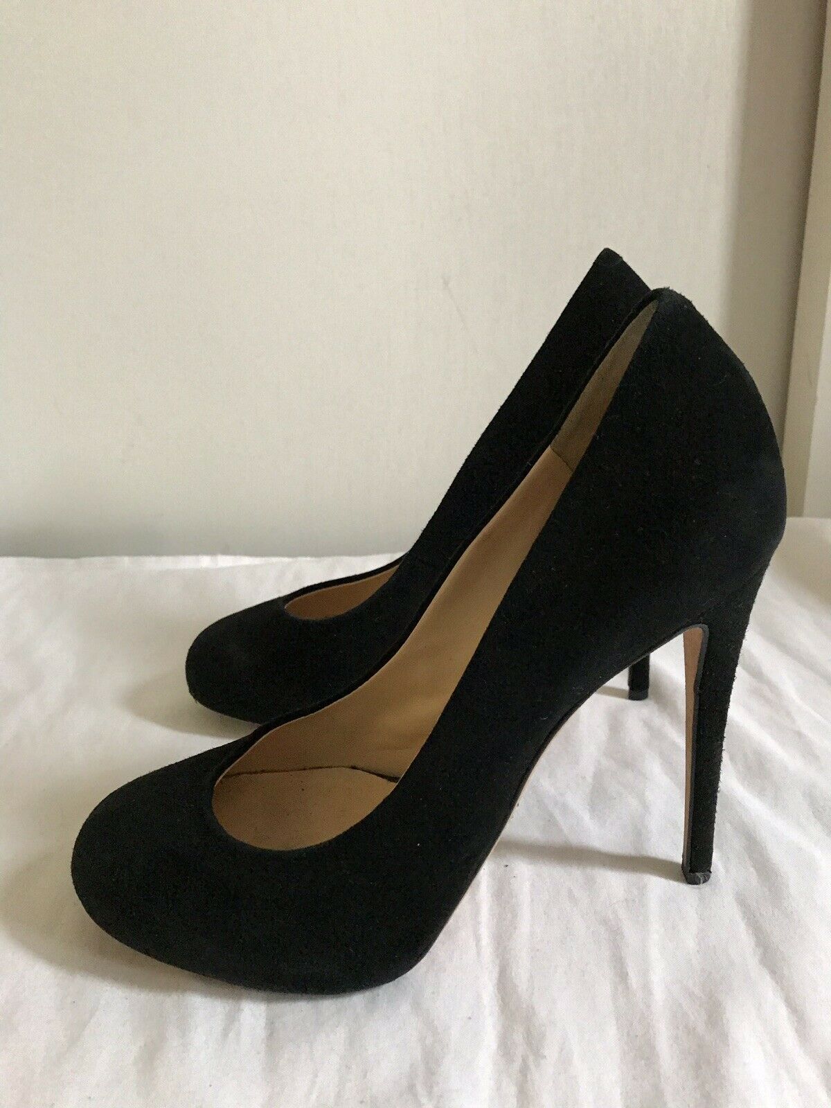 BARNEY’S New york Black Suede high Heels Sz 9
