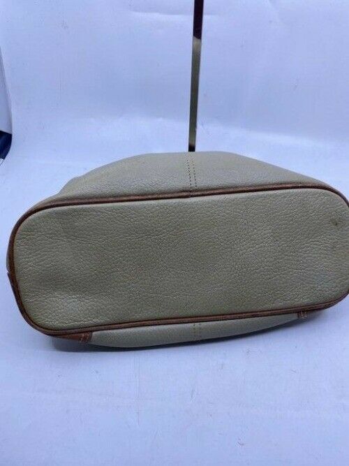 Liz Claiborne Vintage Tan Leather Shoulder Bag