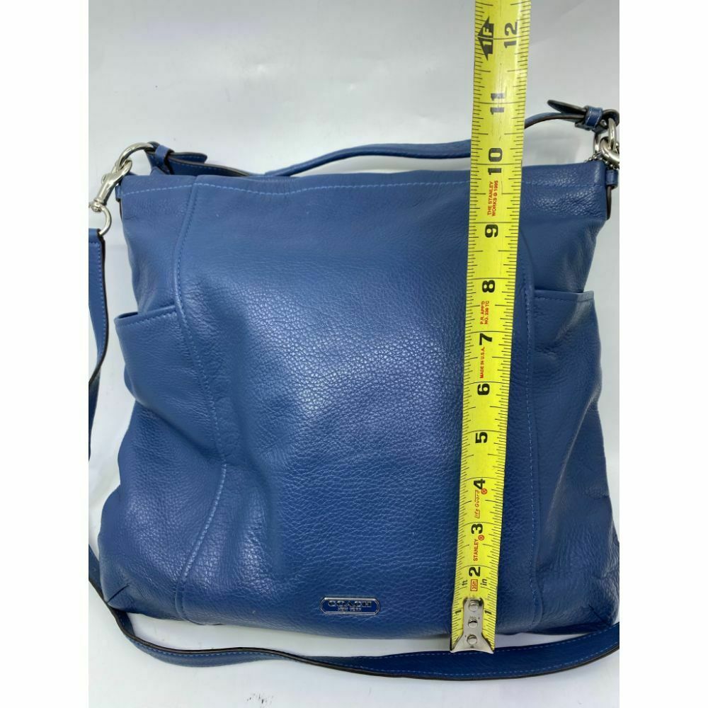 COACH XL Leather Blue Shoulder Bag Very Good Condition