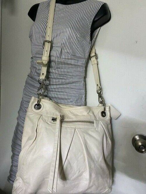 Coach xl shoulder white leather cross body bag