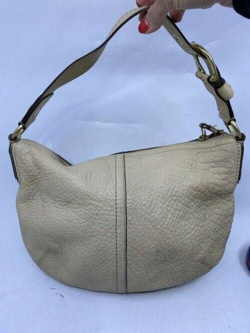 coach beige leather shoulder bag