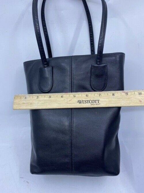 coach vintage black leather shoulder bag