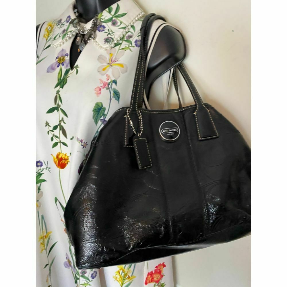 COACH Large Patent Leather Black Shoulder Bag