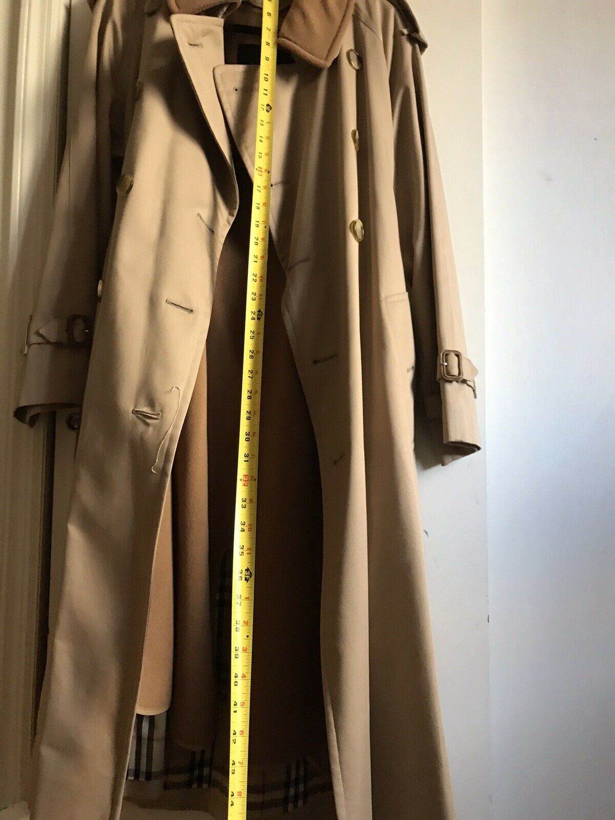 BURBERRY Men’s Khaki Trench Coat Excellent! XL