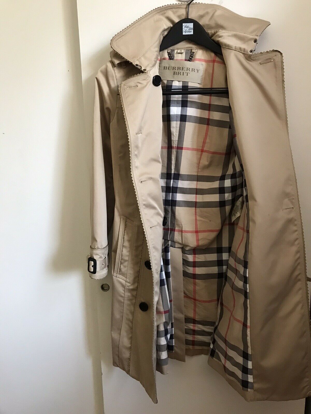 BURBERRY Women’s Beige Trench Coat Size 2