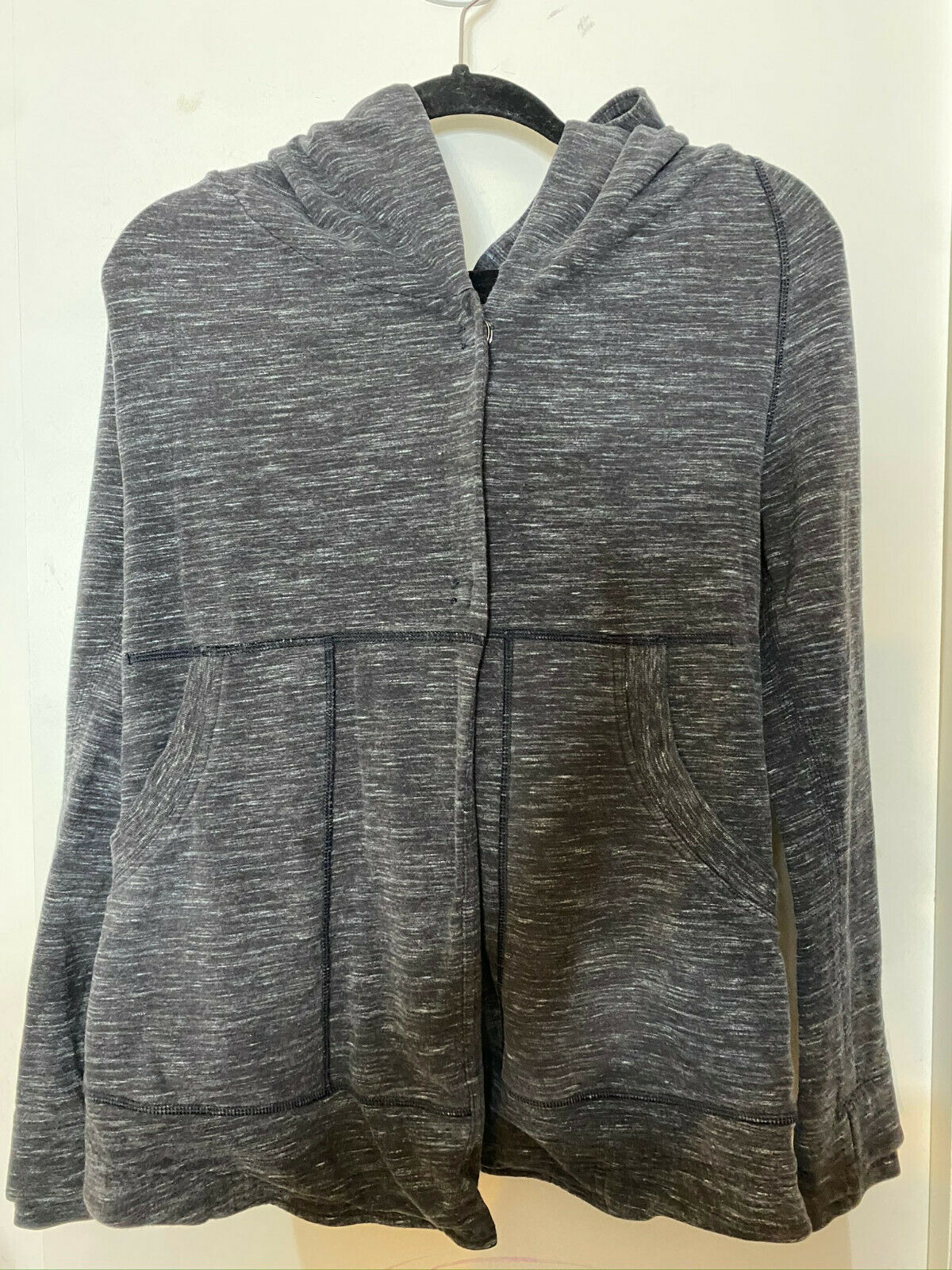 LULULEMON Womens Black Long Sleeves Stylish Hoodies Size: 2