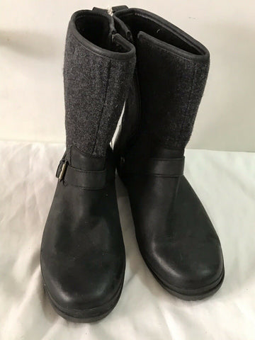 UGG Australia Boots Womens Size 10 Runs Small