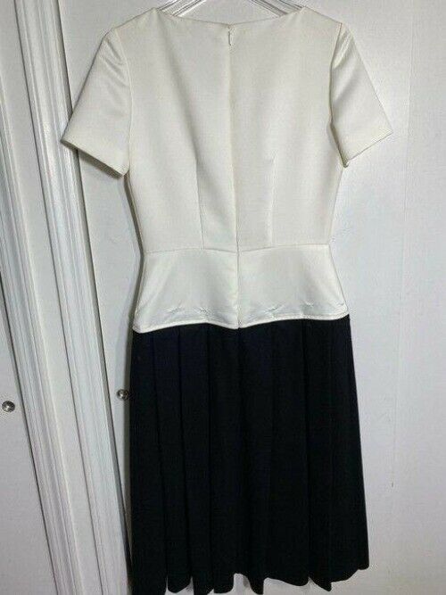 carolina herrera white black new sample mid length cocktail dress